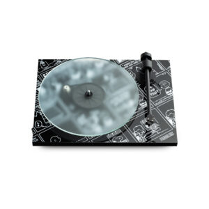 Peanuts Turntable